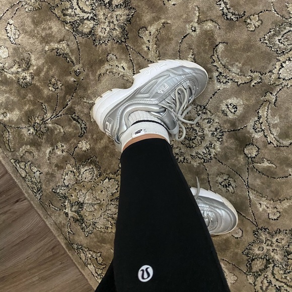 FILA Distributors Silver - Picture 3 of 7